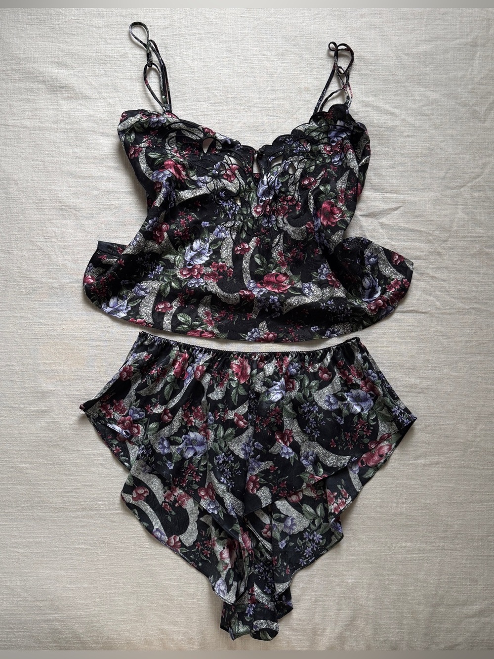 Vintage 90s Victoria’s Secret Gold Label Floral Satin Cami & Tap Shorts Set M